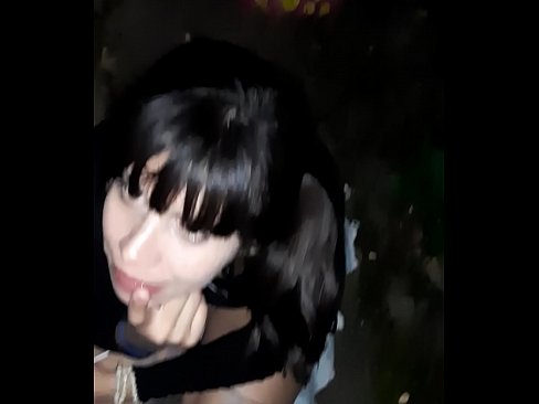❤️ Op der Strooss geschwollen Penis am Austausch fir Séissegkeeten ❤️❌ Schéine Porno bei eis lb.pornogroupp.ru ❤